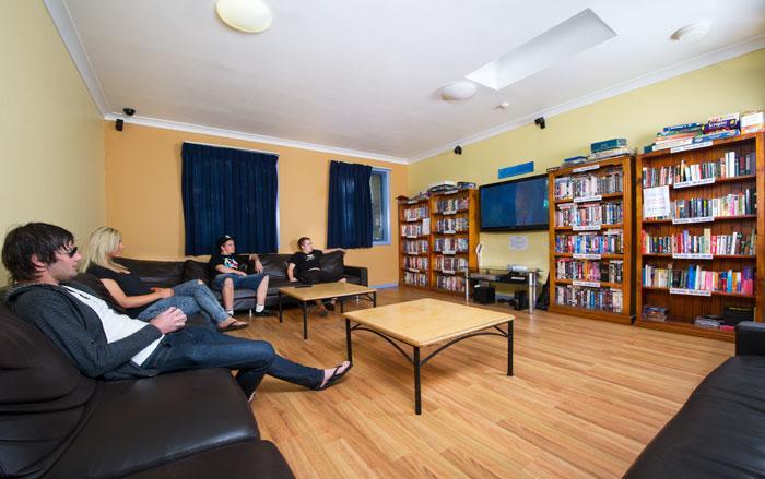 Cronulla Beach Hostel Sydney Exterior photo