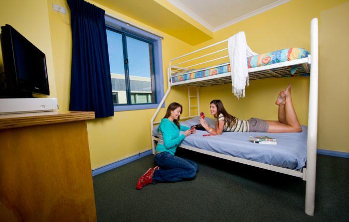 Cronulla Beach Hostel Sydney Exterior photo